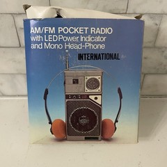 Vintage Pocket Am/FM Radio with Foam Headphones Blue New Old Stock