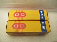 12AX7 ECC83 PHILIPS MINIWATT / AMPEREX PLATINUM MATCHED PAIR TV7 TESTED