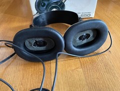 NOS Vintage Pioneer headphones se 650