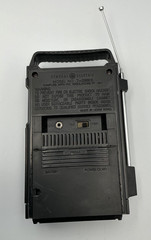Vintage AM/FM Portable Radio GE model no.7-2800B AS IS