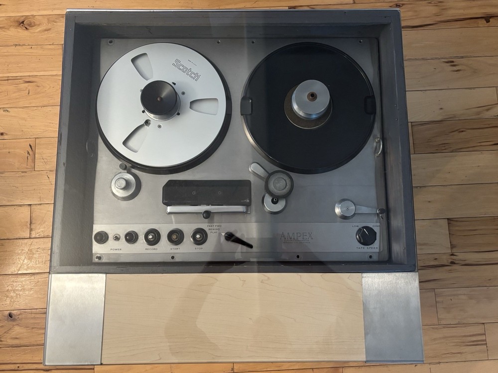 Ampex Model 300 Reel to Reel Needs Repair Pick Up Only