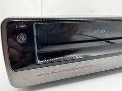 General Electric Video Cassette Recorder 9-7500 VHS Player Tested w/Remote Works