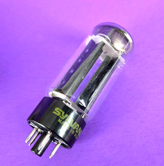 SUPERB SYLVANIA 5U4GB 5AS4A TALL BLACK PLATE TUBE HALO * NEW OLD STOCK IN BOX