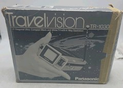 VTG 1983 Panasonic Travelvision TR-1030p & Accessories Orginal Box Tested