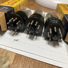 Very Rare Trio Philips Mini watt 6EM7 Short Bottle Vacuum Tube Aus Made NOS