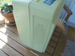 Vintage Emerson A-25A Swingmate Portable Record Player Works great..READ