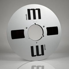 (New Old Stock) Maxell XLI 35-180B Tape 10.5”x 3600&prime; NAB Hub METAL Reel