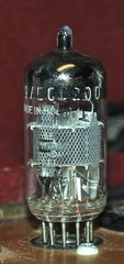 6X9/ECF200 TUBE GE NO TEST BOXED VINTAGE COMMERCIAL SURPLUS