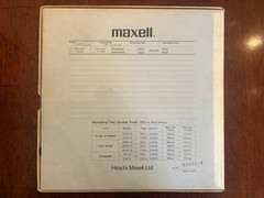 Maxell UD50-10 1/4&Prime; Magnetic Sound Recording Tape w/ 10.5&Prime; Metal NAB Hub Wheel