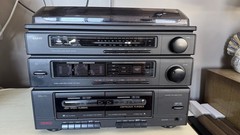 Sanyo GXT909U; vintage all-in-one stereo system from the 1980s.