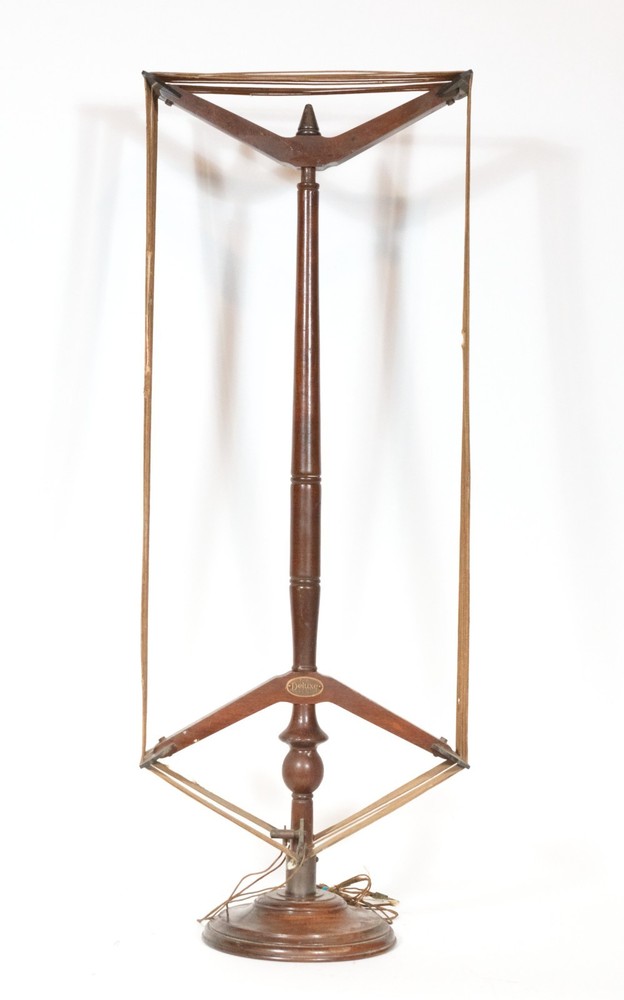 1920&rsquo;s DeLuxe Loop Antenna * Iconic Radio Loop * Excellent & All Original