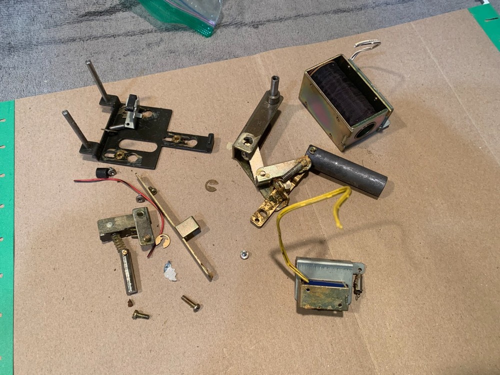 Akai GX-625 Reel to Reel Player Parting Out – Pinch ROller arm and Plunger