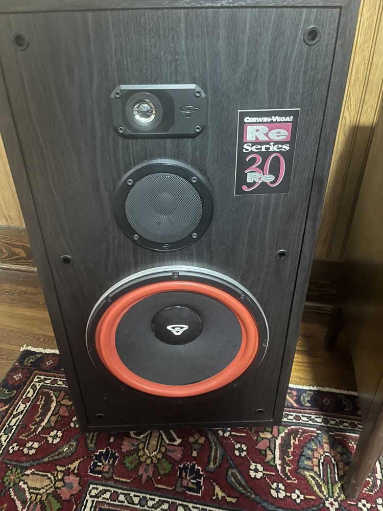 Cerwin Vega RE 30 Series 250 Watt 3 Way Floor Standing Speakers*Excellent*Pickup