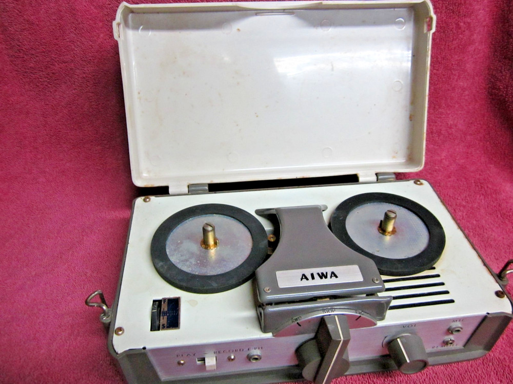 AIWA TP-30R Variable Speed Portable Recorder 3&Prime; Parts/Repair TP-30