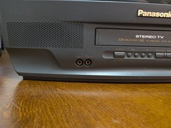 Vintage Panasonic PV-M2079 20in CRT TV VCR Combo FM Tested Retro Gaming **Read**