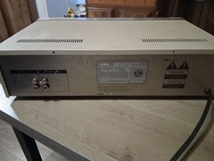 Vintage AIWA 3150 Stereo Cassette Tape Deck Powers and Lights up UNTESTED