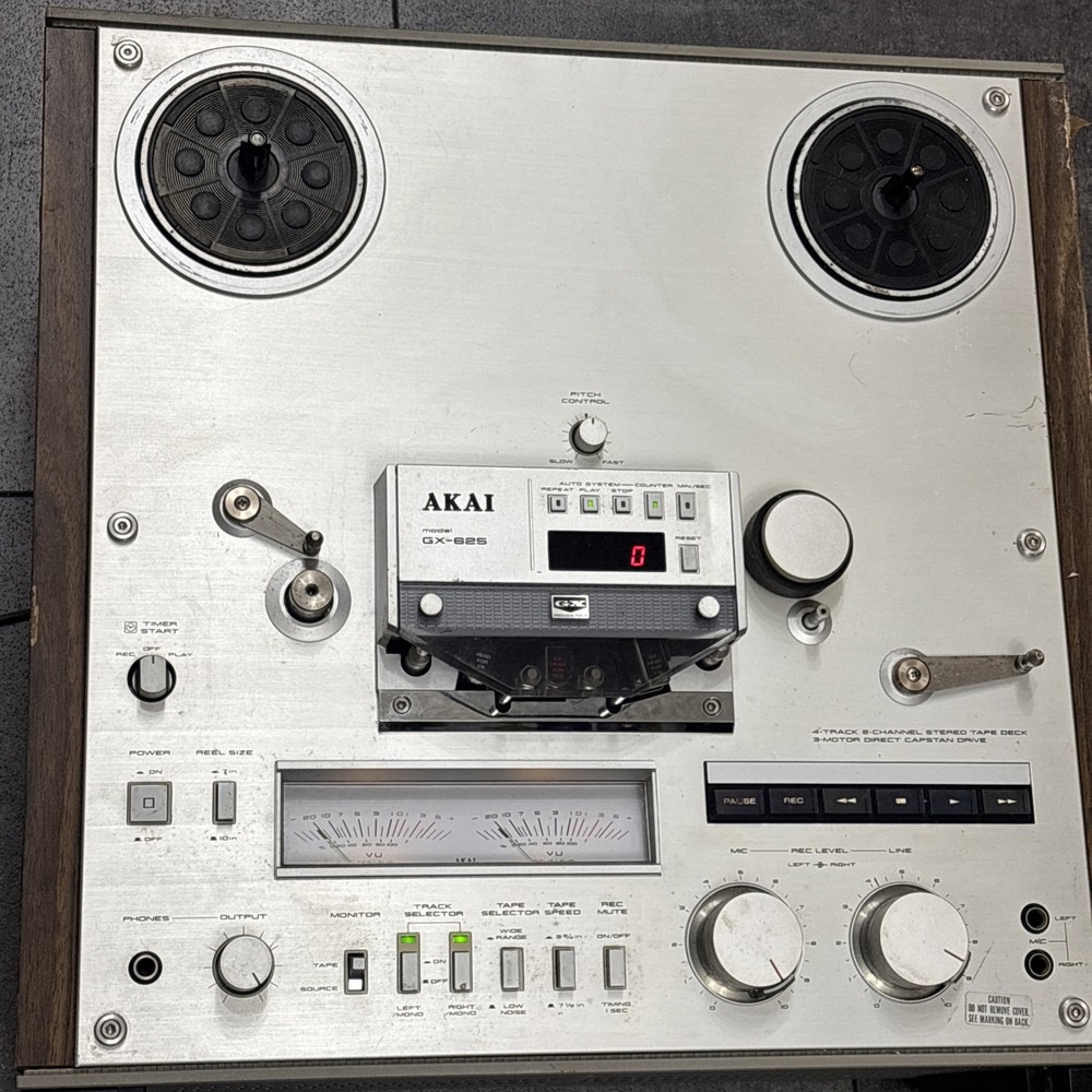 Akai GX-625 Reel to Reel Tape Deck 3-Motor Direct Drive 4-Track Stereo VTG Audio