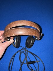 Vintage Project/One Stereo 200 Professional Headphones