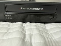 Mitsubishi HS-U590 Hi-Fi 4-Head VHS Video Cassette Recorder VCR EB-6678