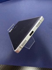 BlackBerry KEY2 BBF100-8 Smartphone W/BOX