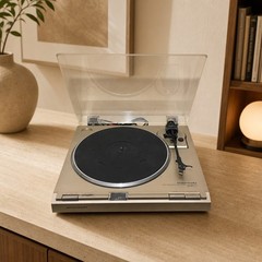 Marantz TT-221 Rare Vintage MINT Turntable Warranty Tested Direct Drive Serviced