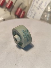 KVI-3 680pF ±20% 20kV КВИ-3 Сeramic High Voltage Non Insulated Fixed Capacitor