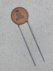 NOS CRL Centralab .02 uF 600V .02Z Z5U ceramic disc tone capacitor 1970s Mexico