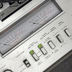 Akai GX-625 Reel to Reel Tape Deck 3-Motor Direct Drive 4-Track Stereo VTG Audio