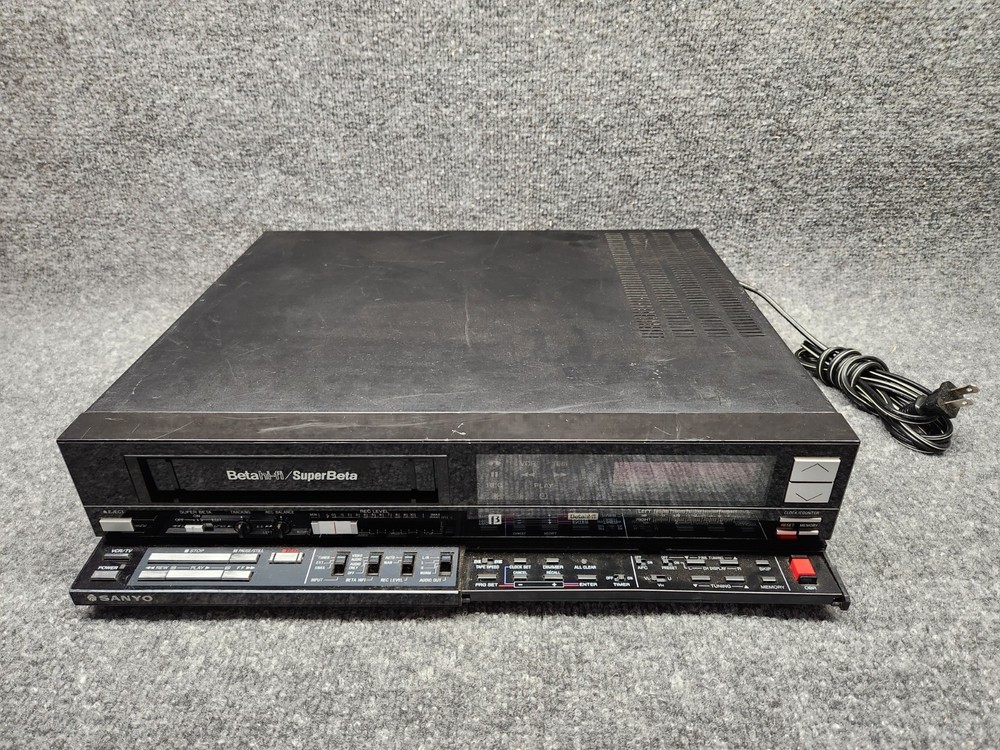 Sanyo VCR 7250 SuperBeta Hi-Fi Beta Video Cassette Recorder/Player *Parts*