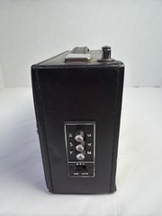 Vintage Realtone 2314 Three Band Radio AM/FM/SW Parts Repair As-Is