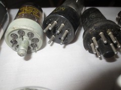 Lot Of 28 Mixed Vacuum Tubes GE, RCA, GM, Zenitn, & more