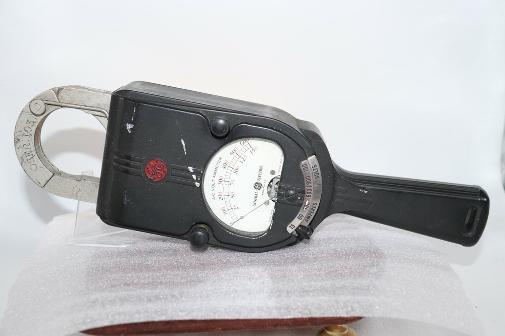 Vintage Antique GE AC-Volt Ammeter General Electric MODEL 8AK1AAA1 TYPE AK-1