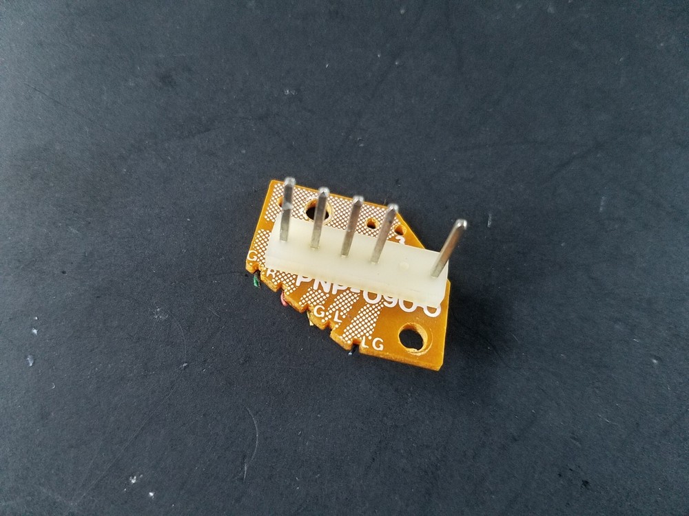 Small PC Board PNP-090 for a Pioneer PL-518 Turntable