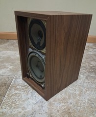 Videoton Minimax II Bookshelf Speaker Hungary Eastern Bloc LS3/5A Working RARE
