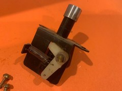 Pioneer PL-115D Stereo Turntable – Parting Out – Return Button Assembly