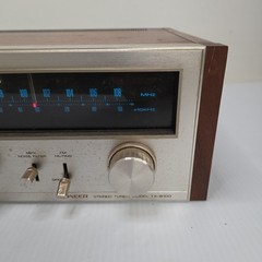Pioneer TX‑8100– Vintage FM/AM Tuner – Twsted And Working