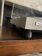 PL- 518 pioneer turntables Clean. fully functioning, Upgraded RCA cable VIDEO