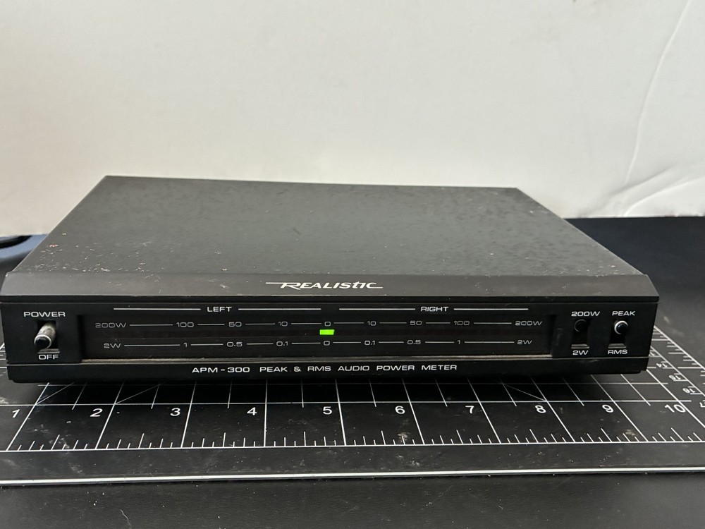 Realistic APM-300 Peak & RMS Stereo Audio Power Meter – AS IS – UNTESTED