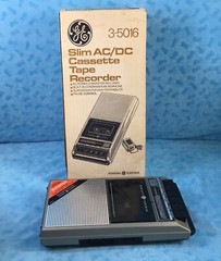 Vintage GE Cassette Tape Recorder w/Box Model 3-50156D No Power Supply-Untested
