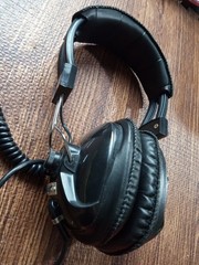Vintage CALRAD Over Ear Black Stereo Mono Headphones Dual Controls Model 15-135A