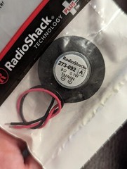 Radio Shack 1 1/8&Prime; (29mm) Mini Speaker 8-Ohm 273-0092 Taiwan NEW!! Vtg