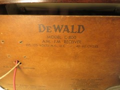 Antique DeWald AM/FM Tube Receiver Model C-800 – Early 1950s – For Parts/Repair