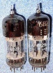 2 NOS GE JG 6829 Vacuum Tubes – 3-Mica Twin Triodes for Audio Amps & PreAmps