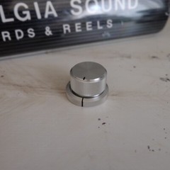 Pioneer RT-1020L Reel to Reel – ONE MIC or LINE Top & Bottom Knob Genuine Parts