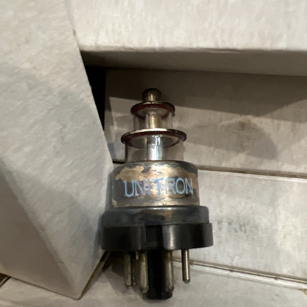 Unitron Lot Of 5: HK 2C40A Vacuum Tubes