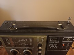 Vintage Worldstar MG-6000 Multi-Band Radio & Radioshack Pro-95 Trunking Scanner