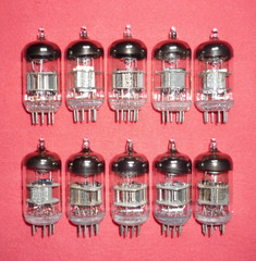 10pcs. 6F12P / 6Ф12П ~ ECF80 Broadband Triode – Pentode NEW. SAME DATE XII-1978