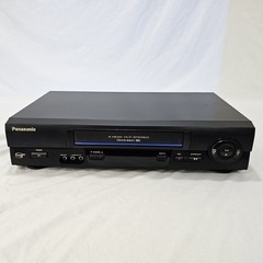 Panasonic PV-V4611 4 Head Hi-Fi Stereo VHS VCR Tested Working No Remote VCR+