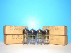 12AT7 NOS 1955 Raytheon JRP Navy radio audio vacuum tubes 4 valves ECC81 6201