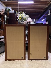 Rare Acoustic Research AR-3 Speakers in Mahogany Finish